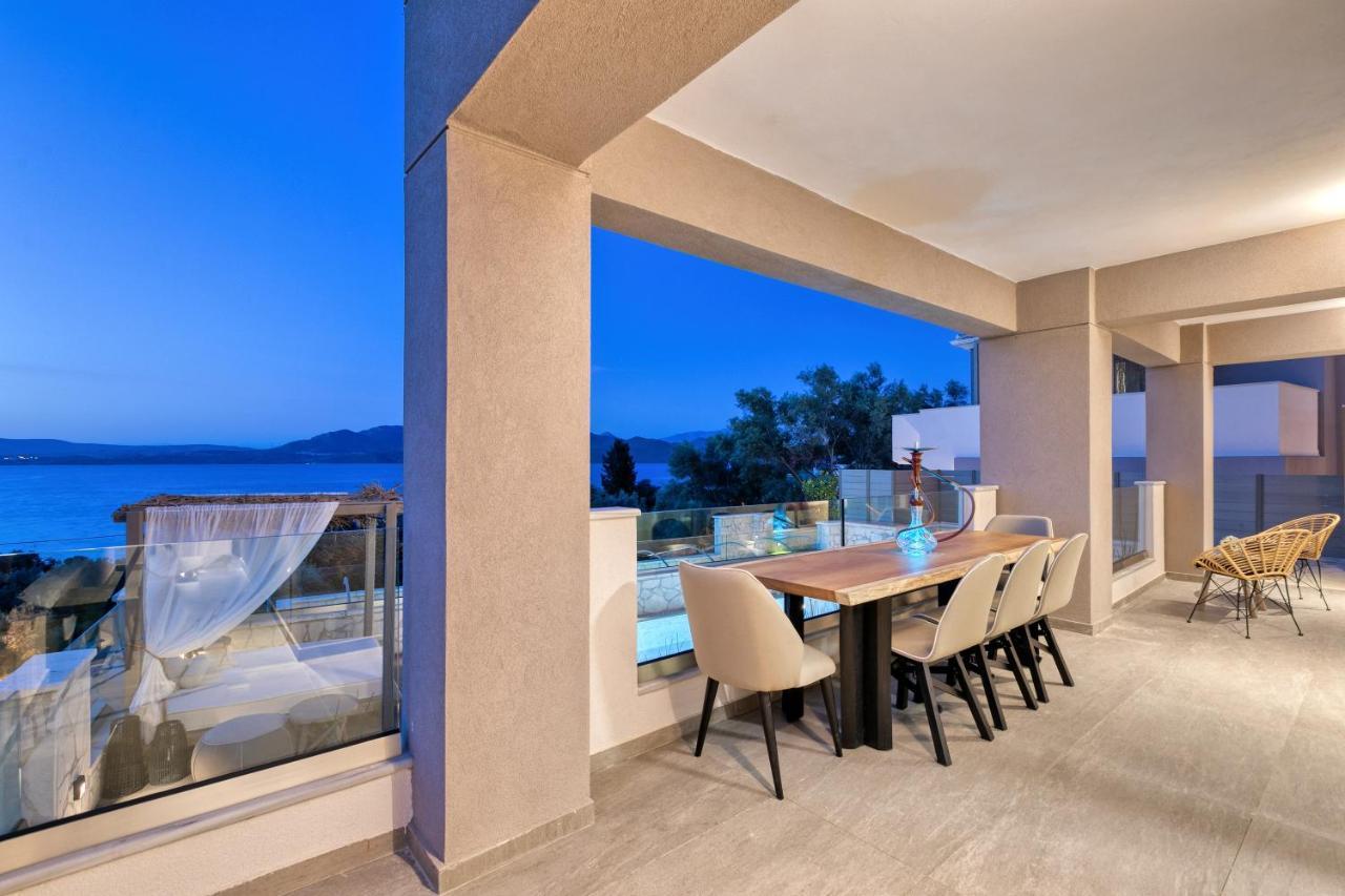 White Rock Villas Nikiana Buitenkant foto