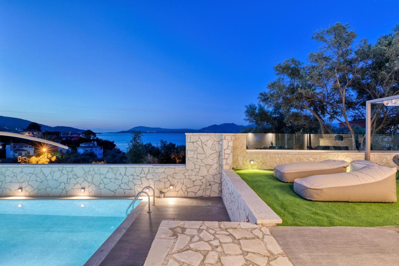 White Rock Villas Nikiana Buitenkant foto