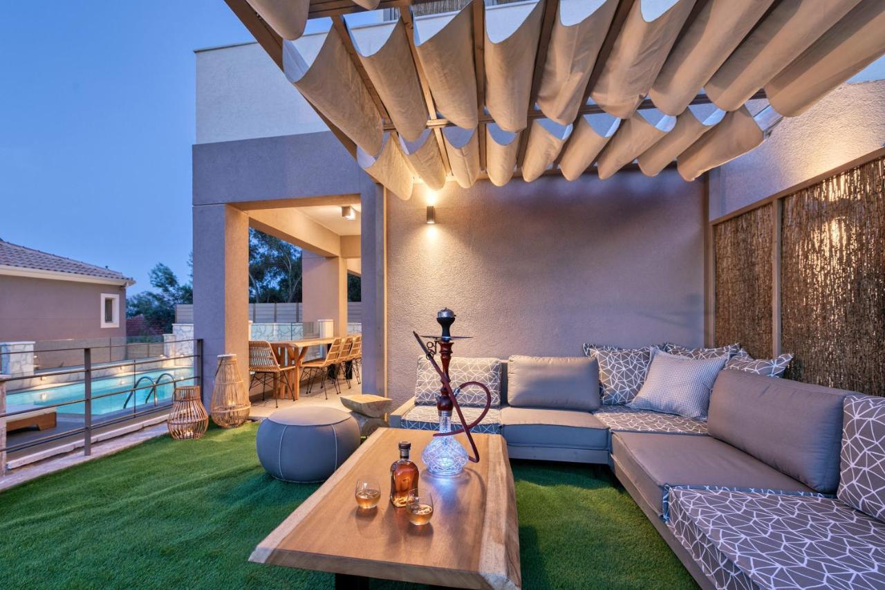 White Rock Villas Nikiana Buitenkant foto